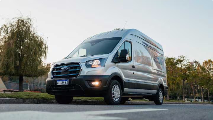 menor-costo-operativo-ford-pro-electrficacion-card (1)